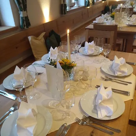 Neuwirt Hotel *