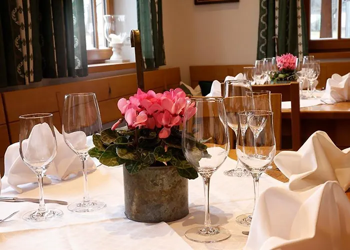Hotel Neuwirt *