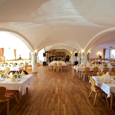 Hotell Neuwirt